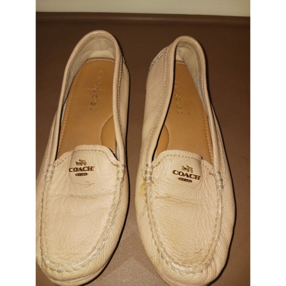 ⭐️Bundle 5 for $30 - Coach Cream Leather Loafers